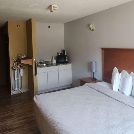 Governors Inn A Travelodge By Wyndham Pierre Εξωτερικό φωτογραφία